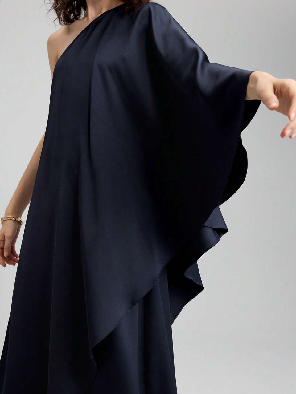 Women's Elegant Navy Blue One-Shoulder Batwing Sleeve Loose Maxi Dress,Autumn Solid Color Comfortable Long Dress For Dining,Vacation,Wedding & Events