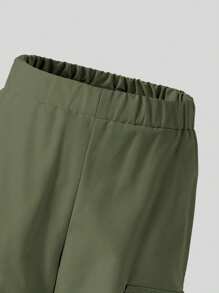 SHEIN Conjunto Casual Coordenado para Meninas Jovens, Top de Manga Curta com Estampa Floral e de Rosto e Calça Cargo de Perna Reta - Verde - Visão 4