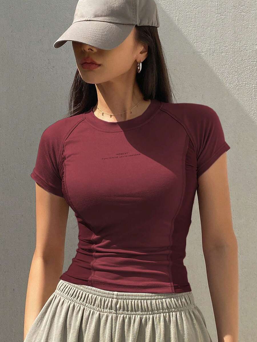 DAZY Kaos Lengan Pendek Encore Red Slim Fit Athletic Splice untuk Wanita - Burgundy - View 1