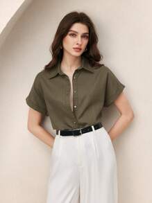 BizChic 绿色前开领短袖女式衬衫，现代优雅，适合都市通勤、日常百搭，亦可搭配90年代复古风、圣诞新年装扮，浪漫情人节派对、海滩毕业典礼、时尚嘉年华假日休闲简约风，适合婚礼宾客、主人、约会、派对、音乐会、早午餐、机场等多种场合。 - 軍綠色 - 查看 2