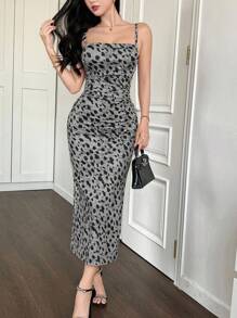 DAZY Đầm lửng không tay họa tiết da báo dành cho nữ, trang phục đi biển mùa xuân/hè cho nữ. - Volcanic Gray - Xem 2