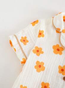 Cozy Pixies Bộ 2 món áo cardigan tay ngắn cổ ve họa tiết hoa cho bé gái và quần cạp chun - Màu be - Xem 5