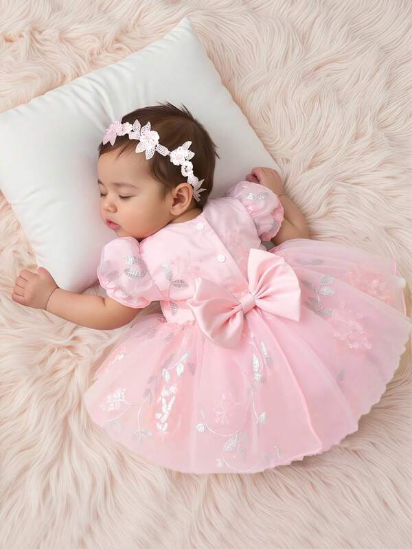 SHEIN Newborn Floral Embroidery Tulle Dress With Photoshoot Props Set