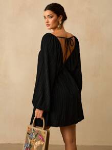 Travachic 大码纯黑色条纹纹理面料 V 领宽松休闲女式迷你连衣裙 - 黑色 - 查看 2