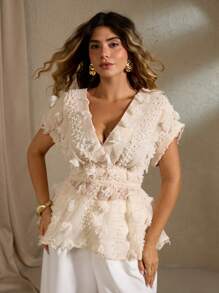Roveilla Blusa de mujer talla grande con decoración floral 3D, manga murciélago, blanca, verano, elegante, invitada de boda, unicolor, top de vestido con volantes de perlas y flores marfil - Albaricoque - Ver 6