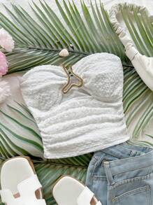 Soleia Plus Size Women Knitted Texture Strapless Crop Top With Hollow Out Heart Shaped Metal Buckle Decor, Fitted Slim Silhouette, Suitable For Party, Date, Afternoon Tea, Beach Resort, Music Festival, Carnival,Going Out Tops White Tube Top White Bandeau Top White Strapless Top Summer Tube Top White Textured Tube Top - White - View 1