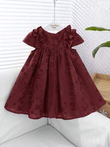 SHEIN Leap Crew Babygirl 可爱纯色刺绣镂空荷叶边无袖连衣裙，夏季 - 酒紅色 - 查看 2