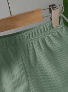 SHEIN Bộ 2 bộ quần áo thể thao thường ngày nghệ thuật đại học dành cho bé trai Young Boys có ve ống cửa, áo sơ mi POLO và quần short, trang phục trẻ em, quần áo bé trai, bộ đồ trở lại trường cho bé trai, thích hợp cho tiệc sinh nhật, tiệc tối, biểu diễn, đám cưới, lễ rửa tội, lễ khai mạc, sử dụng hàng ngày, thích hợp để sử dụng hàng ngày, thích hợp để đi học, thích hợp để đi du lịch, thích hợp để chơi thể thao, thích hợp cho mùa xuân và mùa hè - Màu xanh Bạc hà - Xem 4