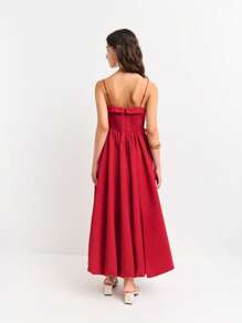 Nöista 红色中长连衣裙，双细肩带，前襟纽扣，腰部和泡泡下摆可调节。柔美的A字廓形，质地柔软。非常适合7月4日独立日、海滩度假、骄傲游行、露肩造型和夏季机场造型。 - 紅色 - 查看 2