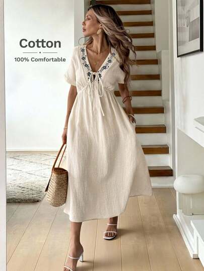 Easowa 女士花卉刺绣V领休闲短袖中长连衣裙