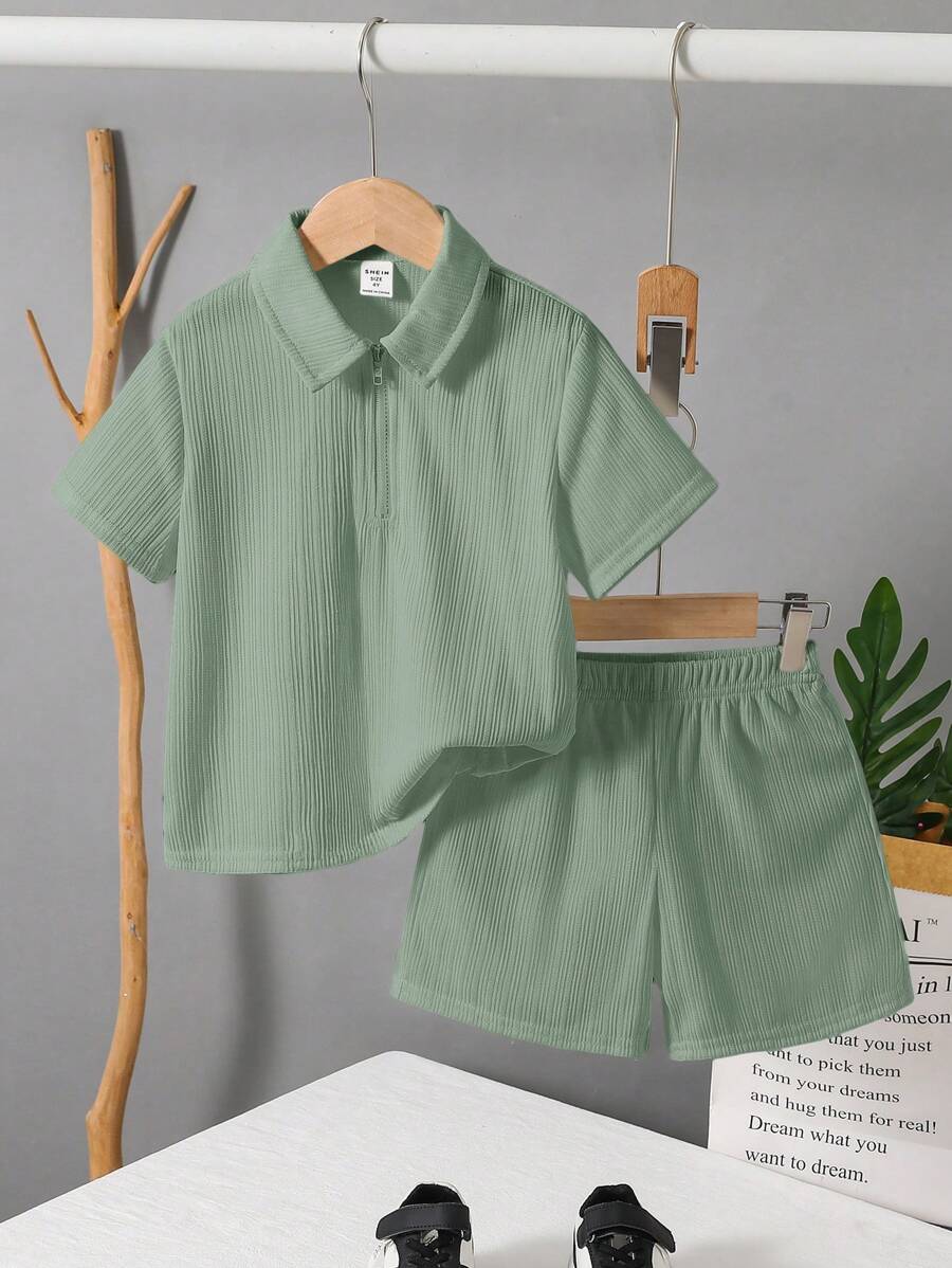 SHEIN Bộ 2 bộ quần áo thể thao thường ngày nghệ thuật đại học dành cho bé trai Young Boys có ve ống cửa, áo sơ mi POLO và quần short, trang phục trẻ em, quần áo bé trai, bộ đồ trở lại trường cho bé trai, thích hợp cho tiệc sinh nhật, tiệc tối, biểu diễn, đám cưới, lễ rửa tội, lễ khai mạc, sử dụng hàng ngày, thích hợp để sử dụng hàng ngày, thích hợp để đi học, thích hợp để đi du lịch, thích hợp để chơi thể thao, thích hợp cho mùa xuân và mùa hè - Màu xanh Bạc hà - Xem 1