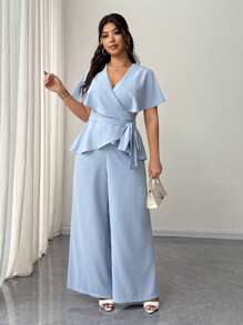 Elenzga Ensemble 2 pièces pour femmes grandes tailles, chemise élégante et décontractée de bureau simple avec col en V, manches à volants et taille cintrée, et pantalon à jambes larges avec taille élastique - Bleu azur - Voir 1