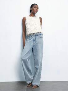 Maija 提花面料圆领荷叶边下摆休闲波西米亚风女式上衣，舒适休闲，适合度假海滩穿着，秋冬季、度假、海滩、巴厘岛度假村、圣诞节派对等场合。