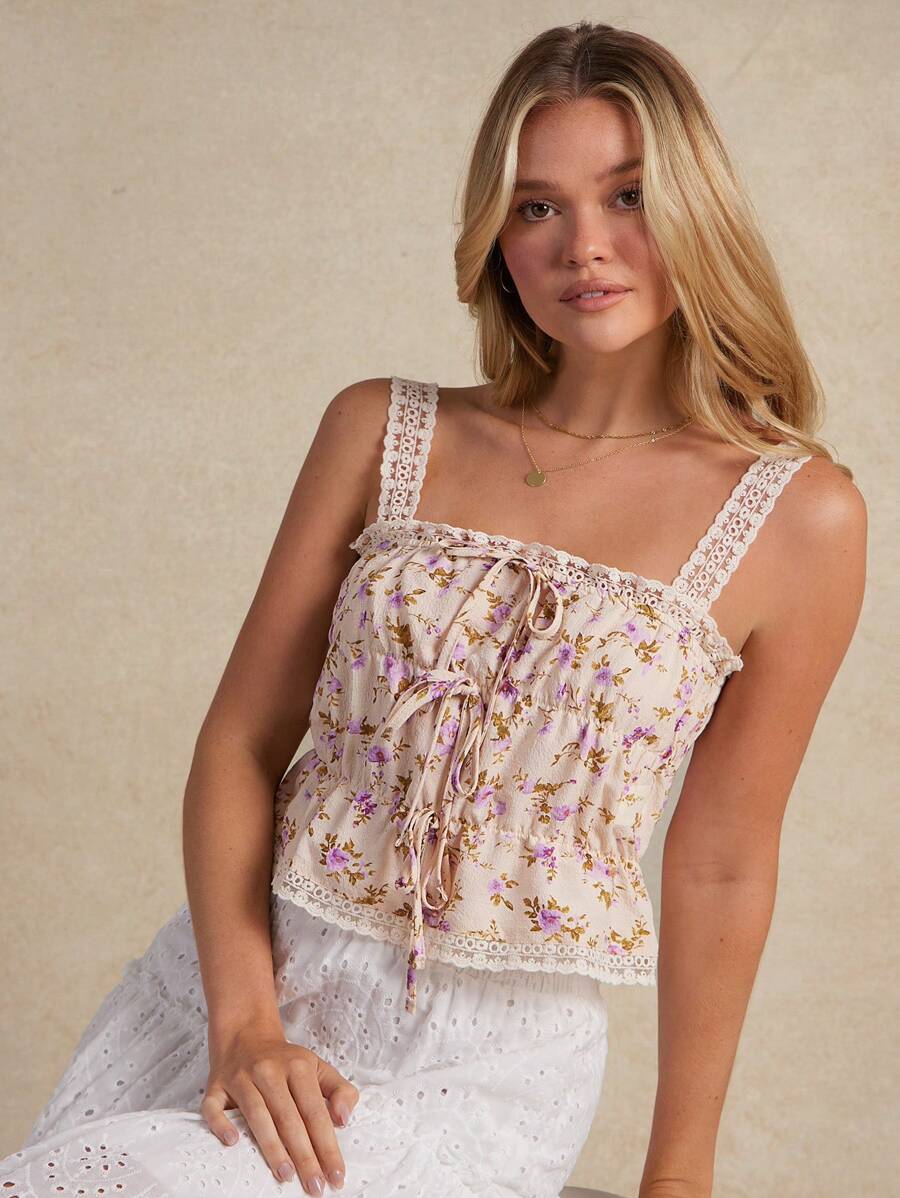 WESTFADE 夏季西部花卉印花编织钩编蕾丝肩带蝴蝶结前片层叠荷叶边下摆牛仔背心