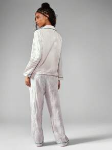 MISSGUIDED 条纹睡衣套装长袖纽扣衬衫阔腿裤睡衣家居服睡衣冬季节日礼物 - 彩色 - 查看 2