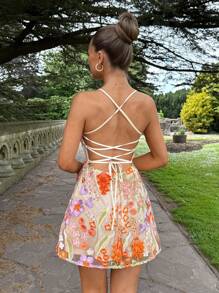 Glamine Charm 女士网眼刺绣迷你连衣裙，露背系带裙法式花卉浪漫迷你连衣裙 - 黃色 - 查看 4