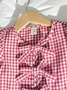 SHEIN 女童休闲腰部蝴蝶结荷叶边衬衫和短裤套装，舒适简约的设计