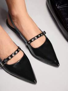 CUCCOO GRLICON Women's Rivet Buckle Decor Heart Shaped Toe Cap Flat Shoes - Black - View 1