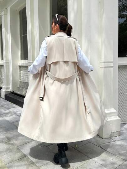 SHEIN EZwear معطف كاجوال طويل بياقة انقلابية مزدوج الصدر بدون أكمام للنساء ذوات الحجم الكبير، معطف ترنش بدون أكمام، خريف، شتاء، عودة إلى المدرسة، كاجوال للعمل، مكتب، عمل، معلم، معطف ترنش بأزرار