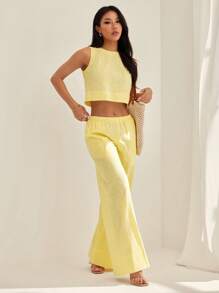 SHEIN PETITE Conjunto casual de 2 piezas para mujer, con top de cuello redondo color amarillo mantequilla sólido y pantalones - Amarillo - Ver 4
