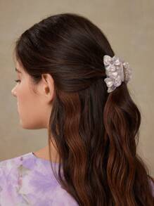 MOTF PREMIUM RHINESTONE DETAIL STEREO FLORAL HAIR CLAW - Purple - View 3