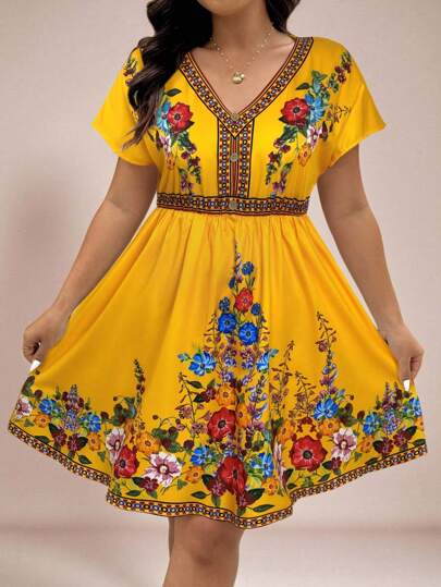 SHEIN VCAY Vestido de estampado floral con manga de murciélago y cuello en V para tallas grandes