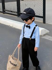 SHEIN 2 件套年轻男孩绅士服装套装，春/秋季，包括 1 件长袖翻领衬衫和 1 条带可调节吊带的及踝休闲裤，适合生日派对、婚礼、婚礼宾客、戒指持有人、花童 - 淺藍色 - 查看 1