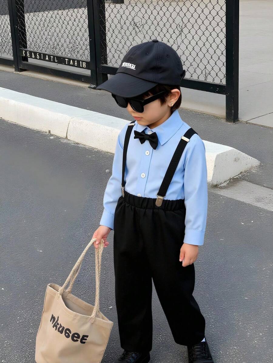 SHEIN 2 件套年轻男孩绅士服装套装，春/秋季，包括 1 件长袖翻领衬衫和 1 条带可调节吊带的及踝休闲裤，适合生日派对、婚礼、婚礼宾客、戒指持有人、花童 - 淺藍色 - 查看 1