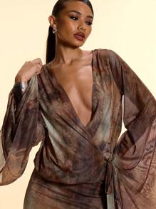 MUSERA 深V领印花网纱露背蝙蝠袖垂褶迷你连衣裙，适合夏季度假、伊比沙岛波西米亚风音乐节、性感夜店派对、秋季约会之夜、外出聚会、生日派对、冬季夜晚等场合。