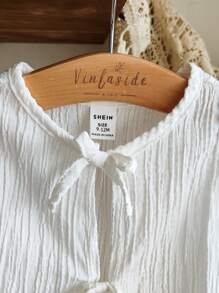 SHEIN Vintaside Kids 两件套女婴休闲时尚纹理面料蝴蝶结无袖上衣和裤子套装，适合春夏季日常穿着