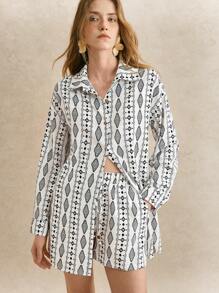 Écloséra Conjunto de dos piezas para mujer de uso diario con camisa de cárdigan de manga larga estampada de unicolor y shorts con bolsillos. Conjunto de dos piezas de verano para mujer para vacaciones. - Blanco - Ver 3