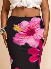 SHEIN BAE Plus Size Women's Spring/Summer Long Floral Print Fitted Mesh Skirt,4th Of July Curve,Airport Outfit Women,Fourth Of July,Birthday Outfits For Women,Club Outfits Women Sexy,Going Out,Festival Outfits For Women,Rave Outfits Festival,Sexy Outfits For Women,Classy Outfits For Women,Graduation,Beach Outfits For Woman,Hawaii Outfits Women,Vacation Outfits Woman,Beach Outfits For Woman Tropical Skirt Floral Skirt Long Floral Skirt Hibiscus Skirt Graphic Skirt