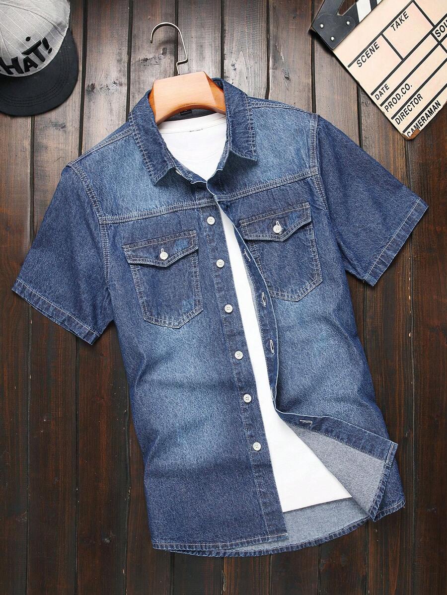 Manfinity Homme 男士抗皱耐用贴袋翻盖春夏休闲深蓝色牛仔短袖衬衫 - 深色水洗藍 - 查看 1