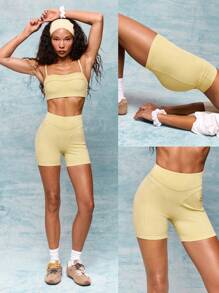 GLOWMODE 4.3英寸 FeatherFit™ 升级版丝滑柔软弹力吸汗运动骑行短裤，低冲击瑜伽普拉提芭蕾工作室日常休闲装 - French Vanilla - 查看 7