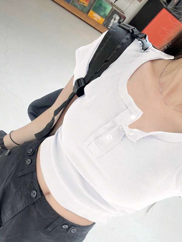 DAZY 女式短款紧身纯色 T 恤夏季