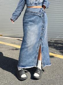 SHEIN ICON Plus Size Women Vintage Washed Casual Waistband Ruffle Slit Denim Mini Skirt