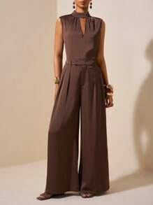 Zivah Set de 2 piese: Bluză fără mâneci cu volane și guler înalt și pantaloni de costum, din material satinat maro cu aspect de raion, asemănător inului, potrivit pentru festivaluri de muzică, Paște, Ziua Sfântului Patrick, stil occidental, stil nomad, petreceri de ziua de naștere, absolviri, stil universitar, ținute casual de zi cu zi, vacanță, călătorii în croazieră, plajă, bronzare, la modă, ținute streetwear, stil boem pentru invitați la nuntă, naveta, brunch, ținute de aeroport. - Maro - Vizualizare 5