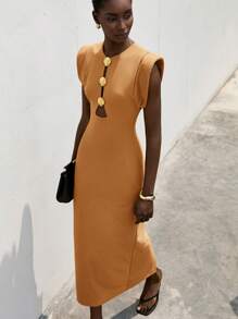 Aveloria Modichic 女士镂空金属扣腰部夸张肩部中长连衣裙 - 黃色 - 查看 4