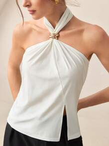 BizChic 白色露背金属装饰下摆开衩无袖上衣，时尚优雅，都市通勤日常浪漫90年代复古风，适合圣诞节、新年、情人节、派对、海滩、毕业典礼、时尚、嘉年华、假日、婚礼宾客、早午餐、机场等多种场合。 - 白色 - 查看 5