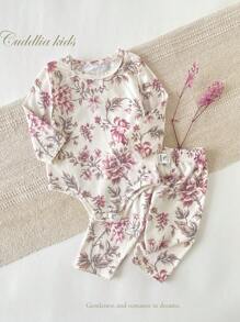 2pcs/Set Newborn Baby Soft Flower Print Clothes Set, Casual Fashionable Cute Romper With Long Pants Home Outfit Newborn Baby Girl Outfit Fall Winter