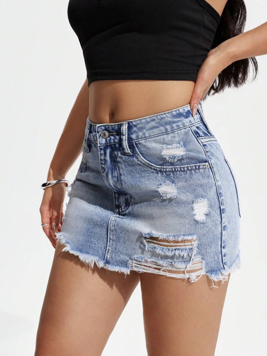 SHEIN PETITE 女式口袋做旧磨损下摆休闲牛仔铅笔裙 - 淺色水洗藍 - 查看 1