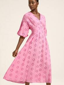 Aveloria Rosie 精致刺绣灯笼袖连衣裙，V领，收腰设计，优雅别致的连衣裙，百搭 - 粉色 - 查看 6