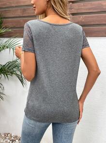 SHEIN LUNE Áo thun nữ tay ngắn cổ chữ V màu trơn, tối giản và thời trang - Màu xám đen - Xem 2