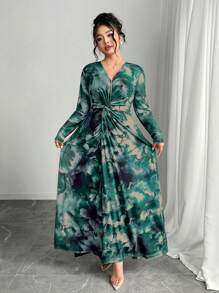 Modelyn Plus Size Elegant Floral All-Over Print Twist Front Dress - Green - View 1