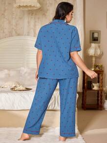 CottageSlumber Bộ đồ ngủ rộng rãi thoải mái in họa tiết quả anh đào cỡ lớn, họa tiết hoa mùa xuân rực rỡ - Màu xanh lam - Xem 2