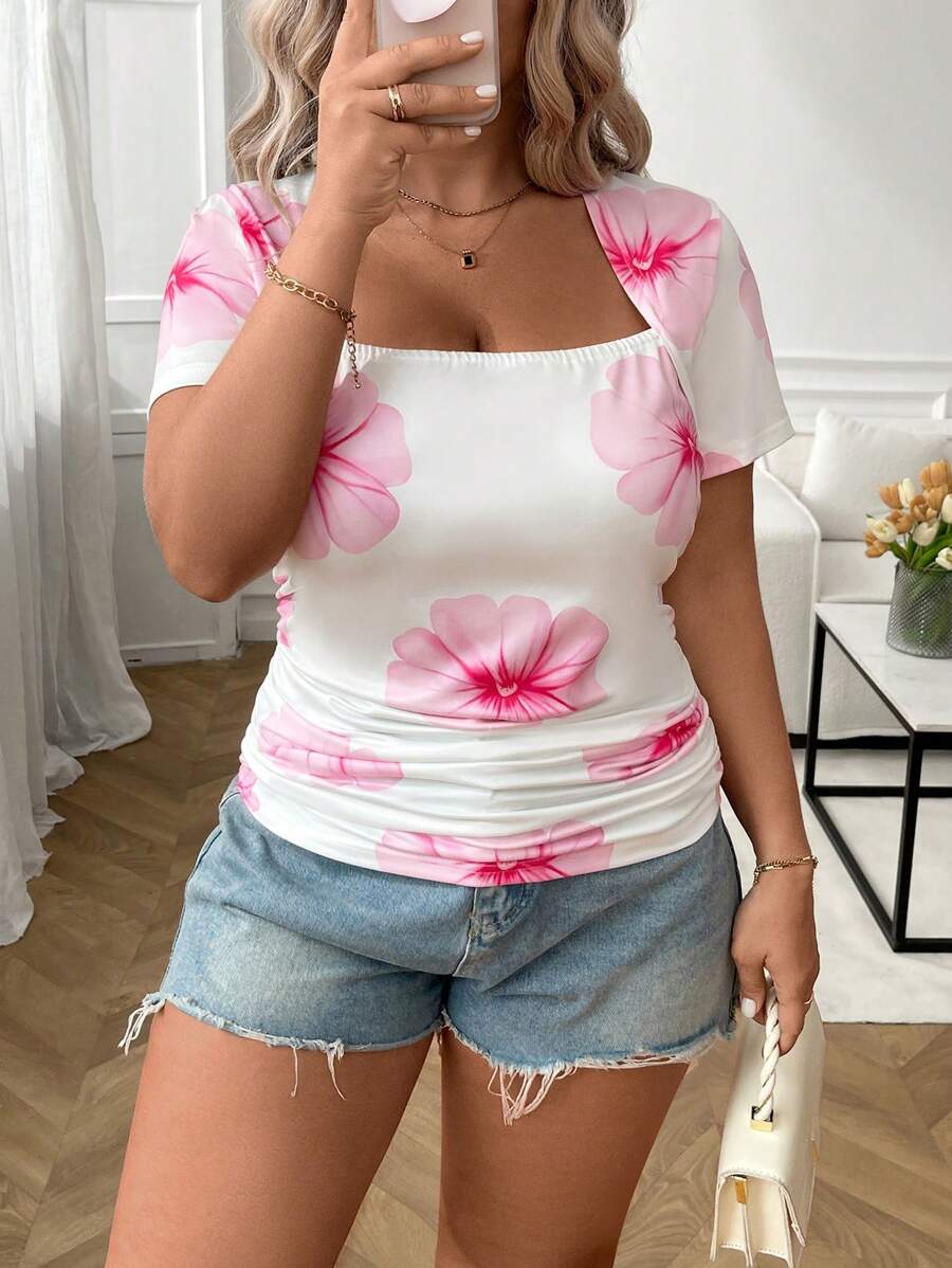 SHEIN CURVE+ Plus Size Women's Casual French Style Floral Print Square Collar Short Sleeve T-Shirt, Summer