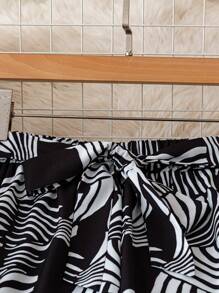 SHEIN LUNE 女士花卉印花宽松蝴蝶结腰优雅度假休闲裤 - 黑與白 - 查看 3