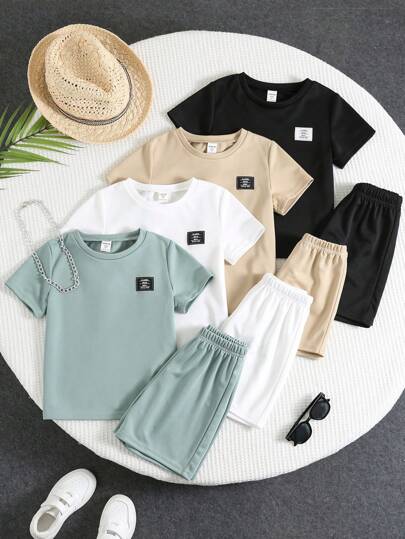 SHEIN 8件套婴儿男女童舒适休闲百搭基础款短袖T恤、针织上衣和短裤套装，适合室内、户外、日常、运动、玩耍、派对、拍照、节日等穿着。买2送2。春夏