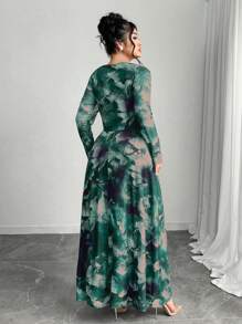 Modelyn Plus Size Elegant Floral All-Over Print Twist Front Dress - Green - View 2