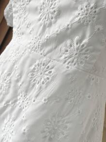 DreamSkyne 大码女式优雅梭织短袖纯色镂空刺绣后背系带白色衬衫 - 白色 - 查看 5